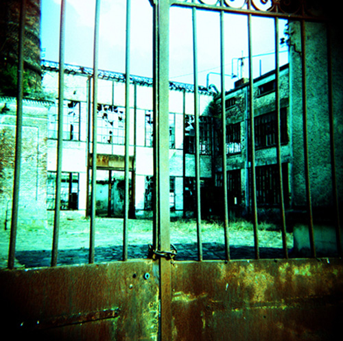 holga-usine