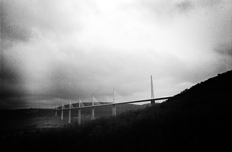 Un pont, viaduc ou ce que vous voulez